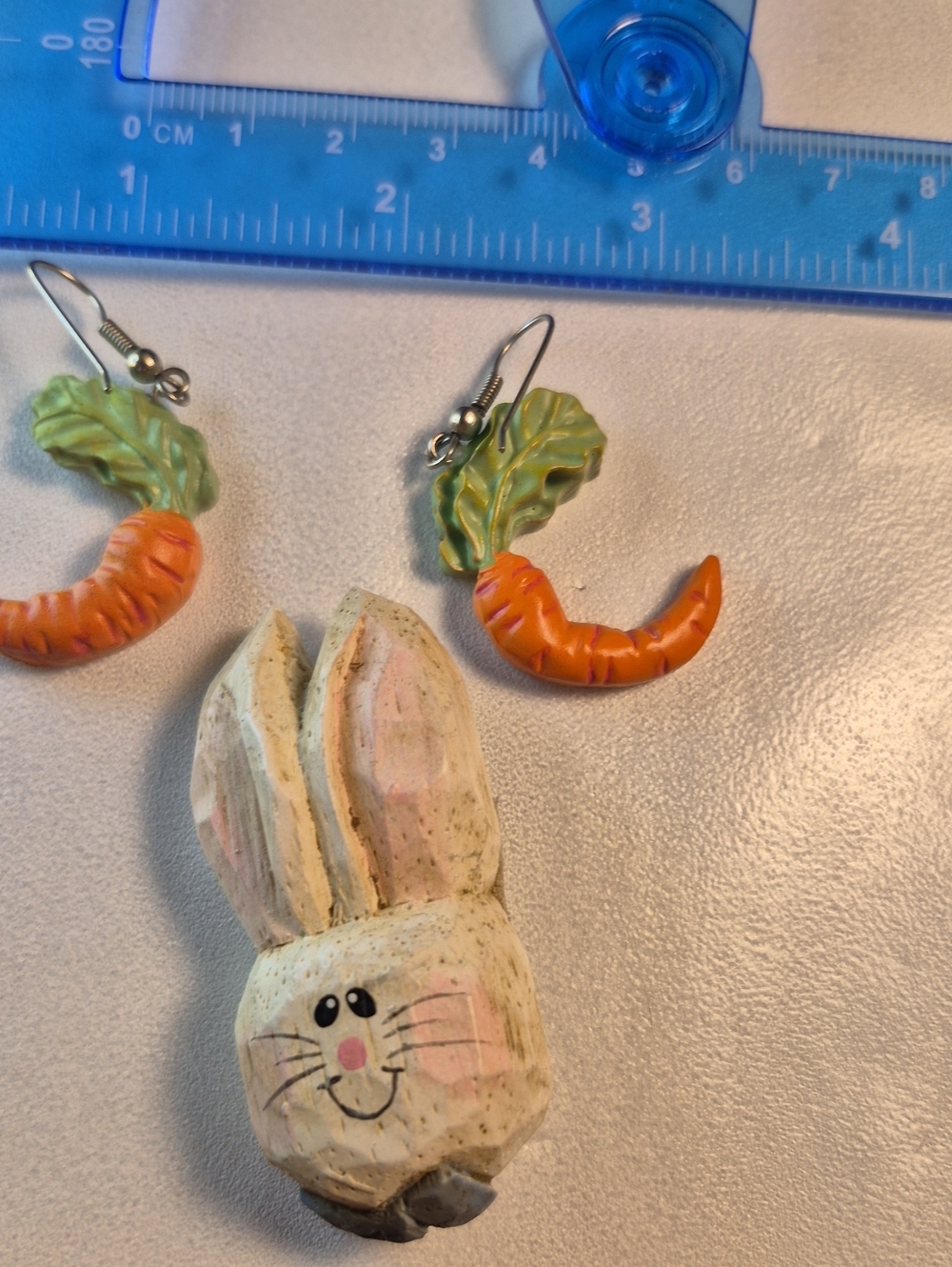 Eddie Walker Hand-Painted Wooden Bunny Figurine Pink Beige & Carrot Earing Lot
